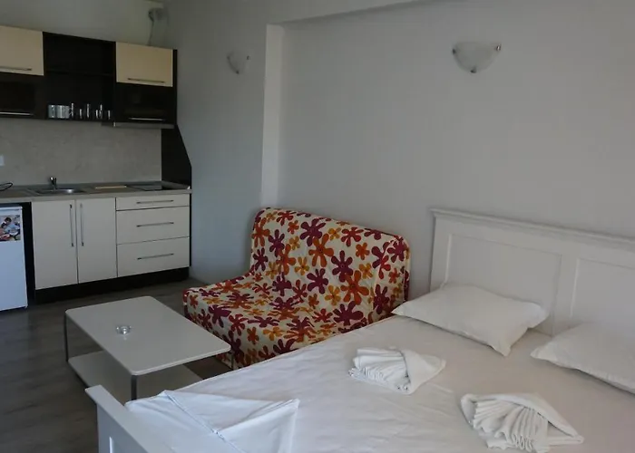 Privately Owned Bora Bora アパート ネセバル